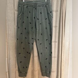 VGUC Black Dog all over print joggers Women’s medium